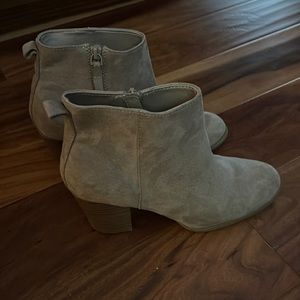 Women’s Ankle Booties